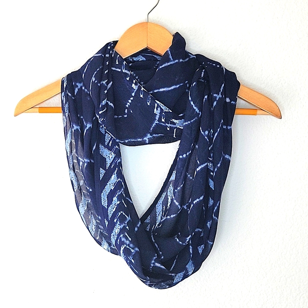 CECIL Blue Cream Lightweight Casual Infinity Scarf OS